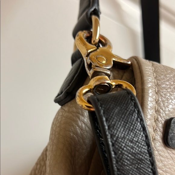 Kate Spade Taupe and Black Shoulder Bag - Picture 8 of 9
